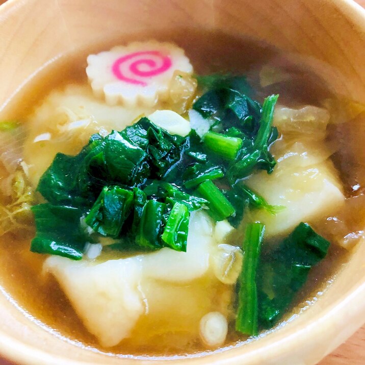 鶏肉と白菜とほうれん草の雑煮